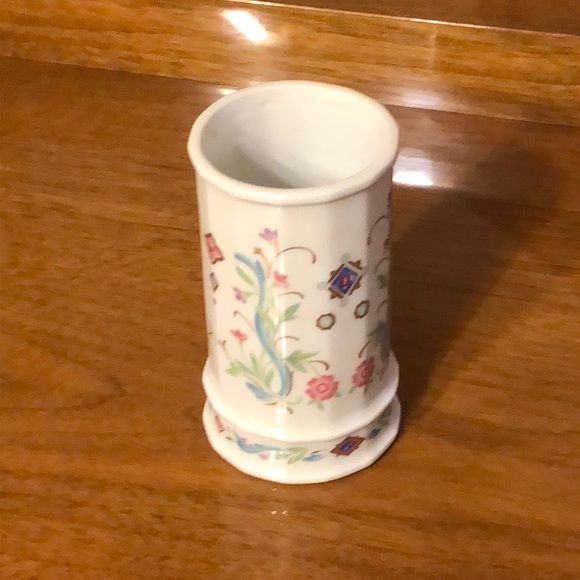 Japanese porcelain vase - Picture 2 of 4